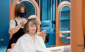 60 ans et plus épanouie : la coiffure qui vous va !